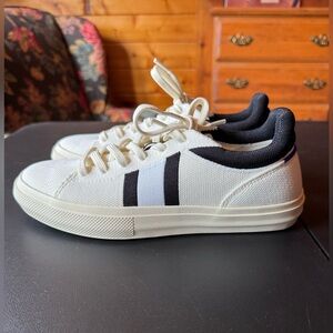 Rothy’s Sneakers NWOT